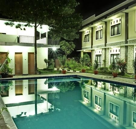 Gumilang Hotel Bogor Luaran gambar